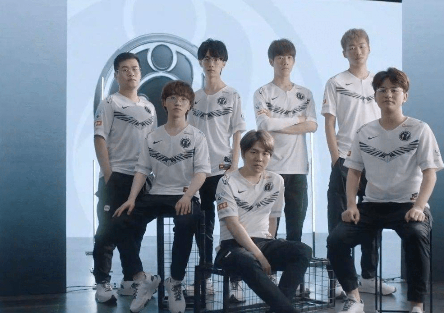 羽毛球队整 羽毛球队整