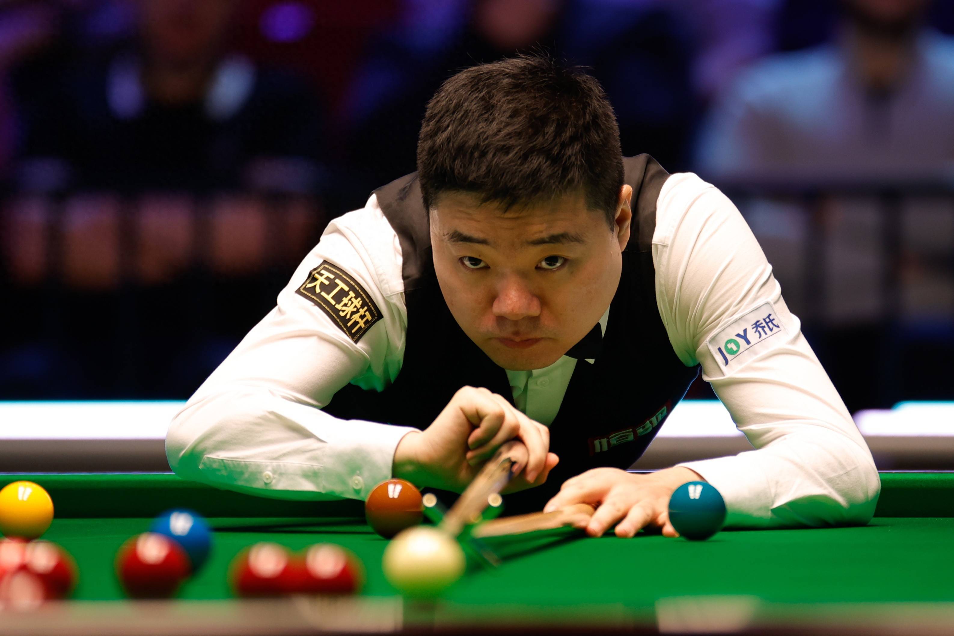 大的阵容深 大的阵容深