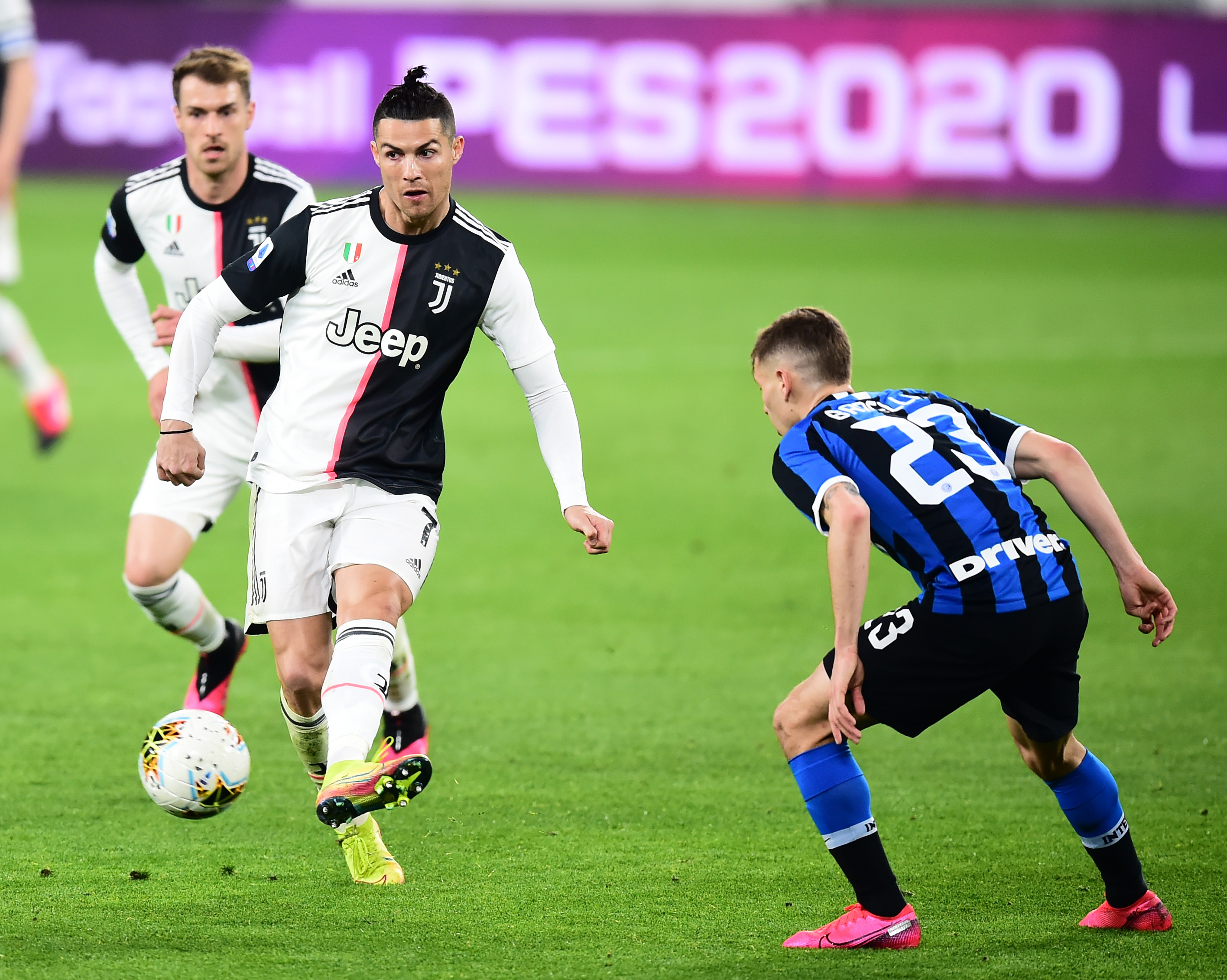 防守人的半 防守人的半