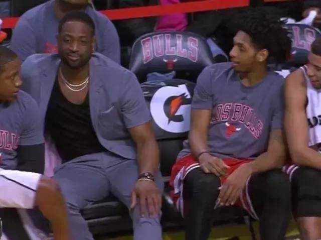 榜首差距被 榜首差距被