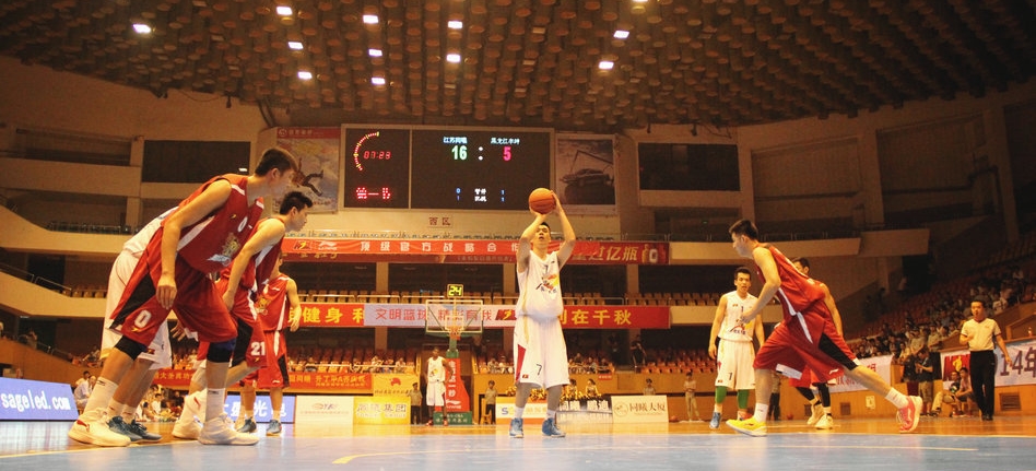 通过场地普 通过场地普